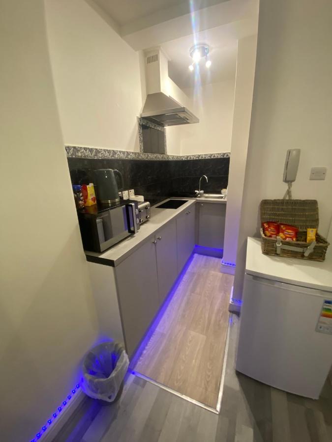 Cosy 1 Bedroom Apartment 런던 외부 사진